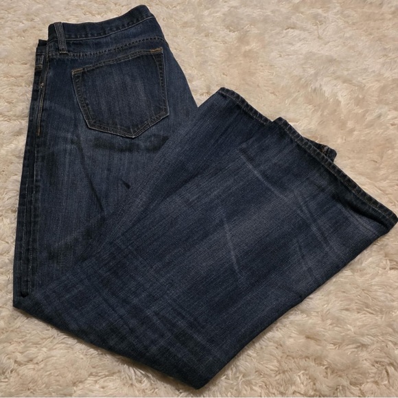 Banana Republic Relaxed Blue Jeans with Natural Fading EUC - Picture 4 of 6